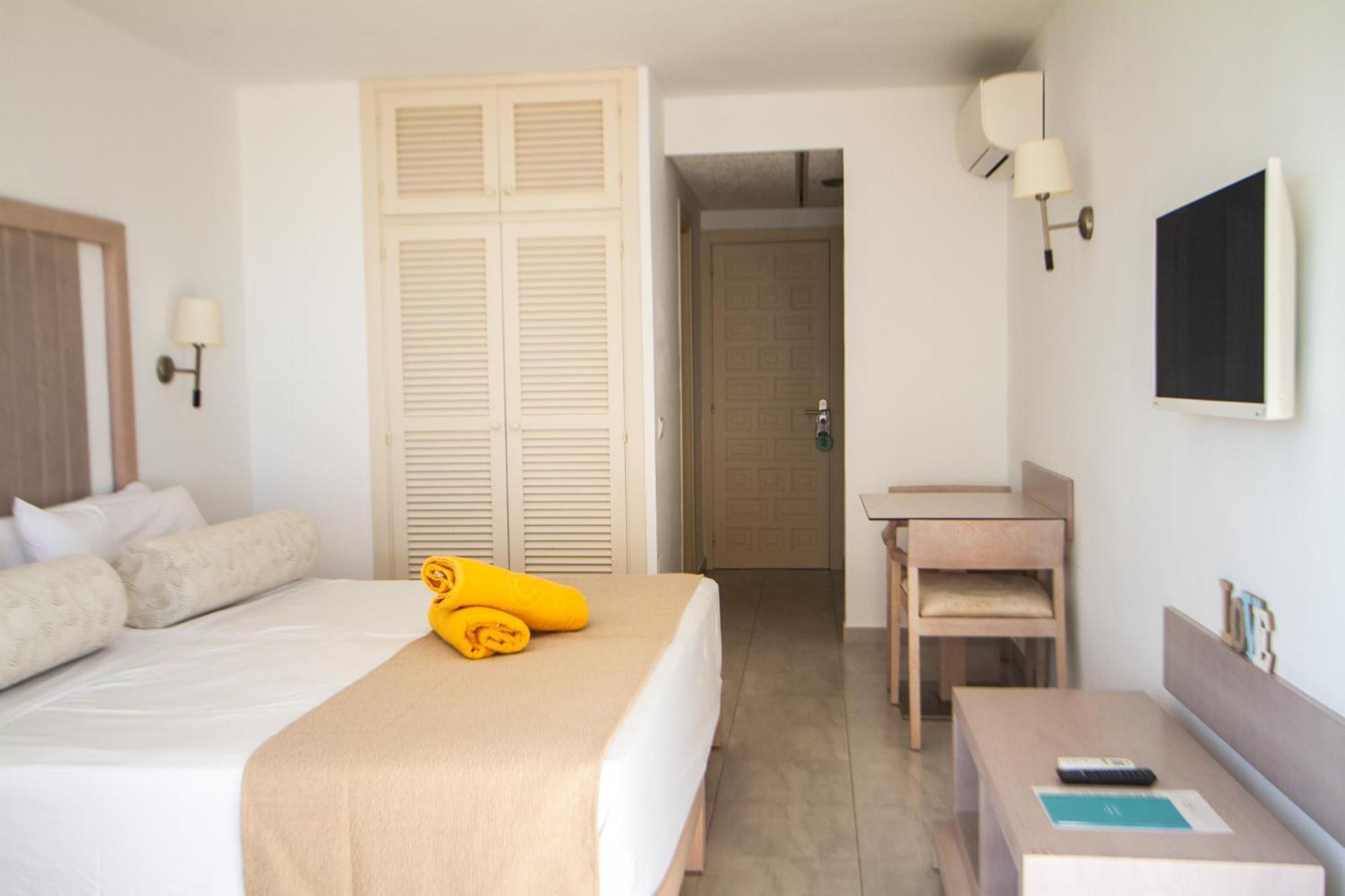 Apartamentos Es Calo Aparthotel Es Caló